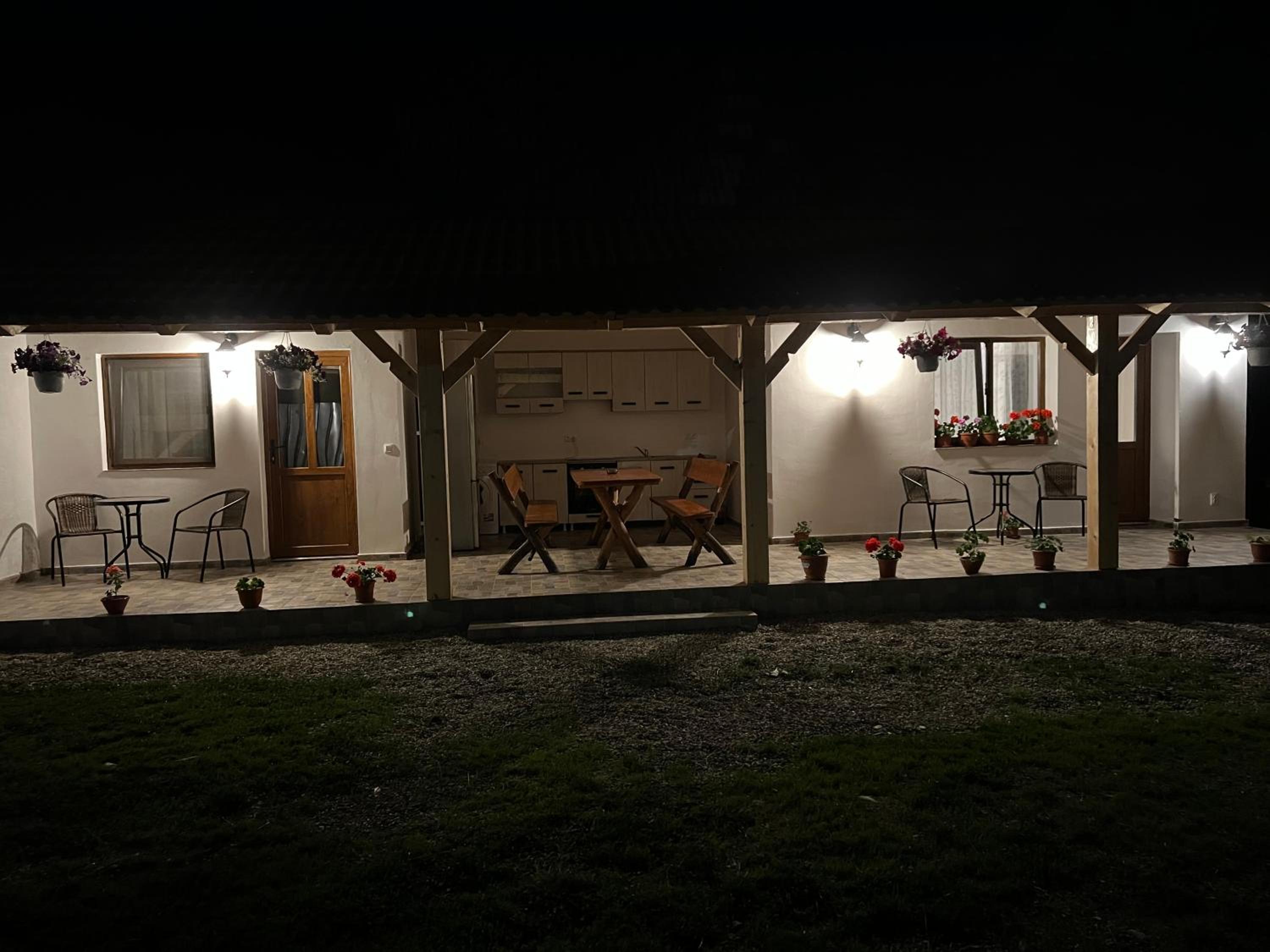 Photo 5