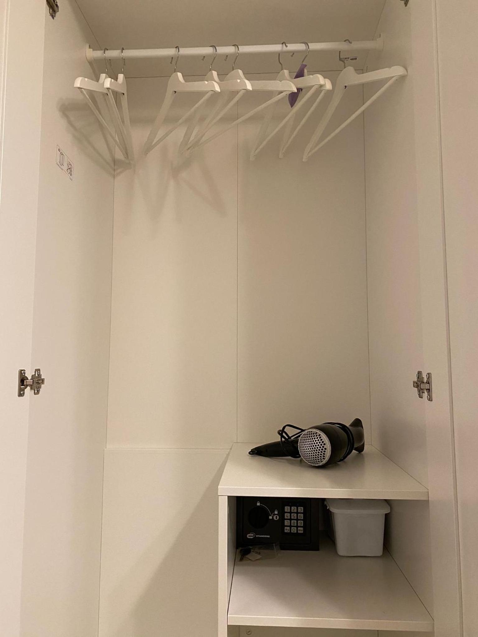 Paura Suite Apartment