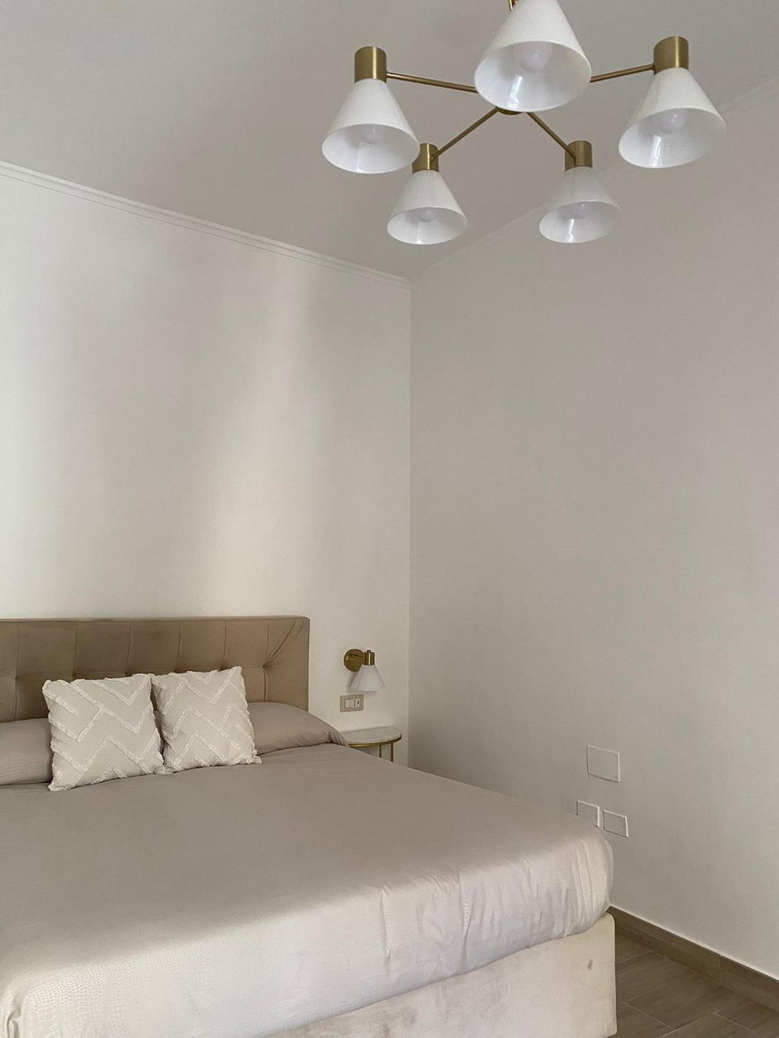 Paura Suite Apartment