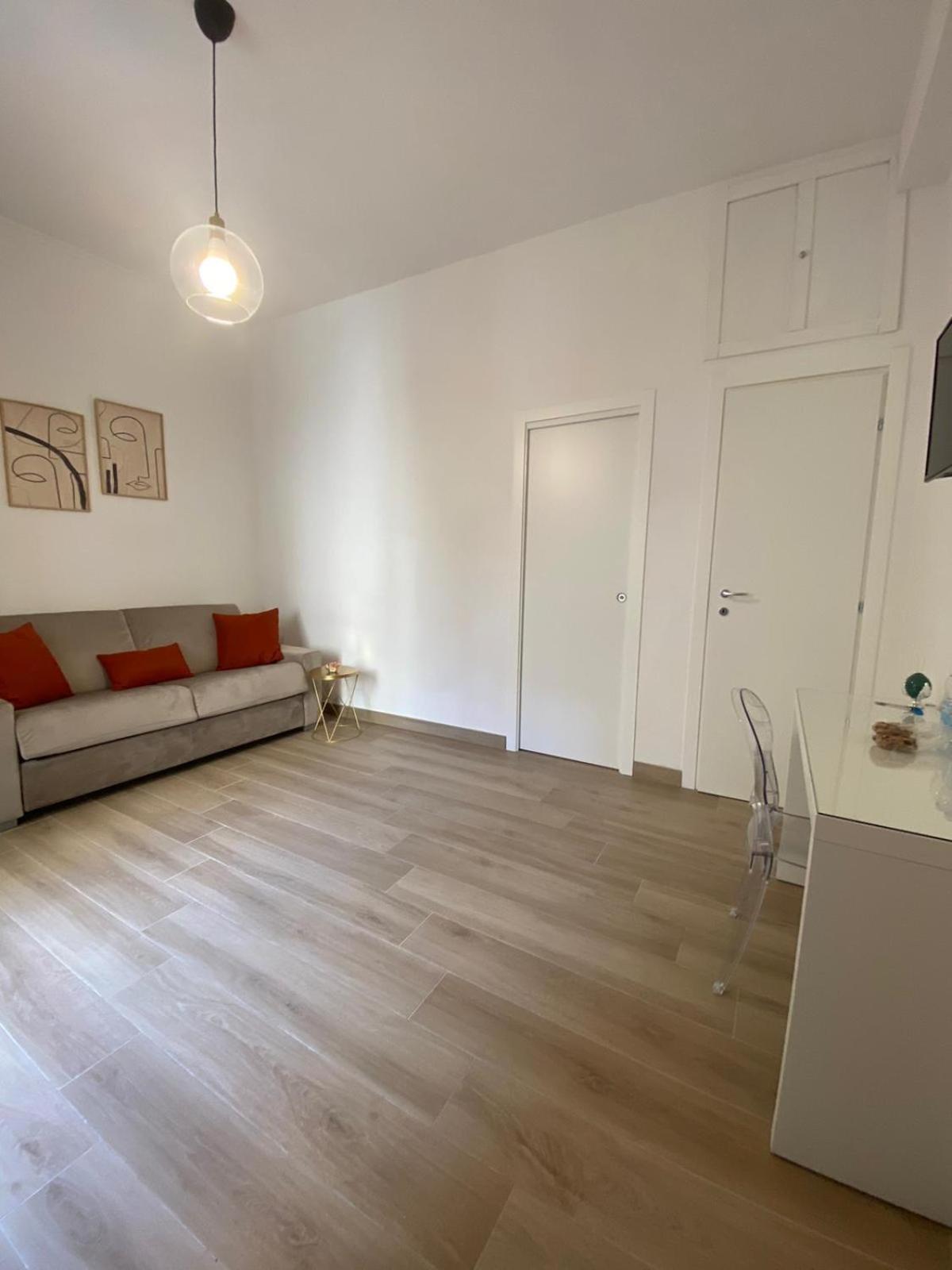 Paura Suite Apartment