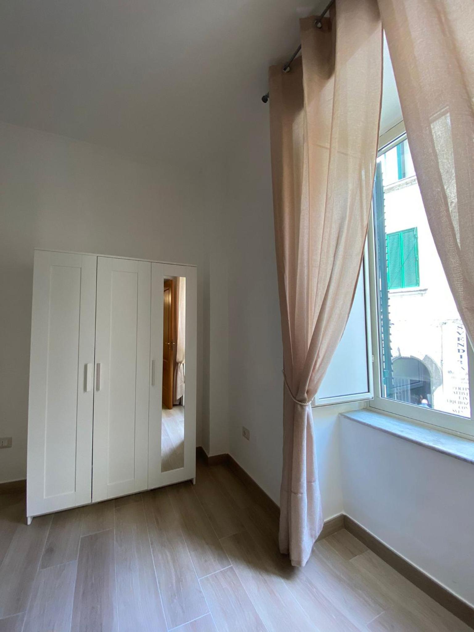 Paura Suite Apartment