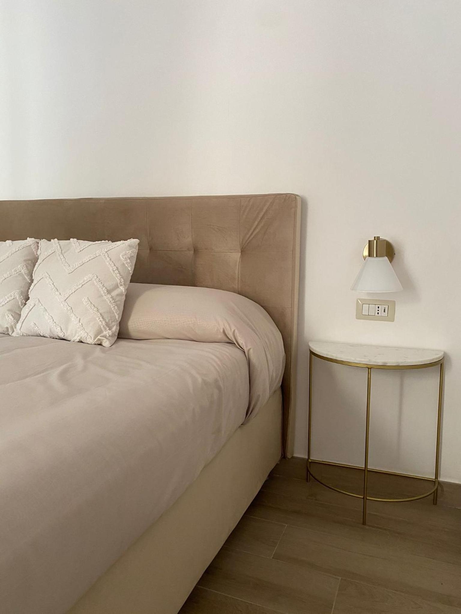 Paura Suite Apartment