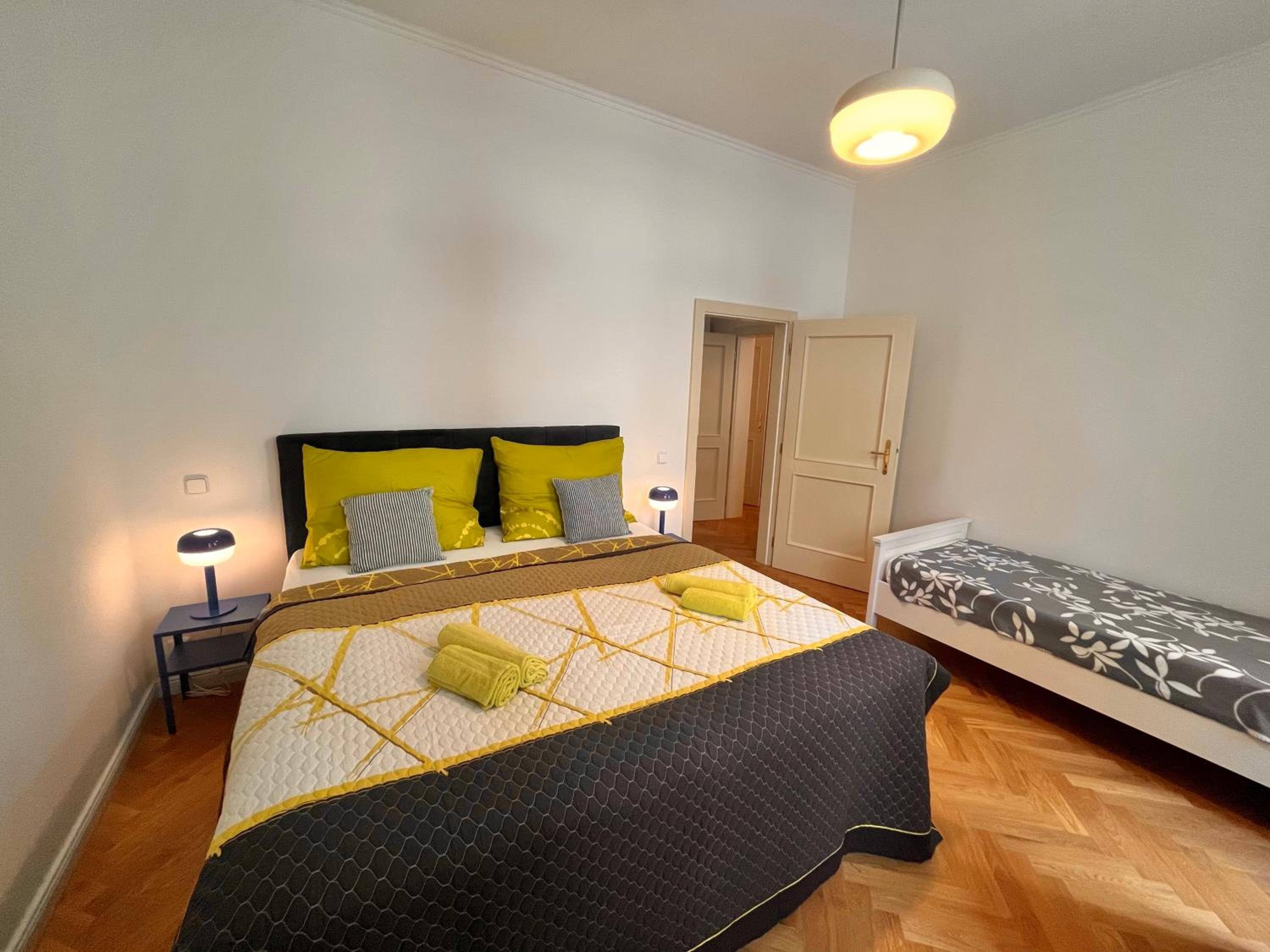 Amazing Apartment Zborovska