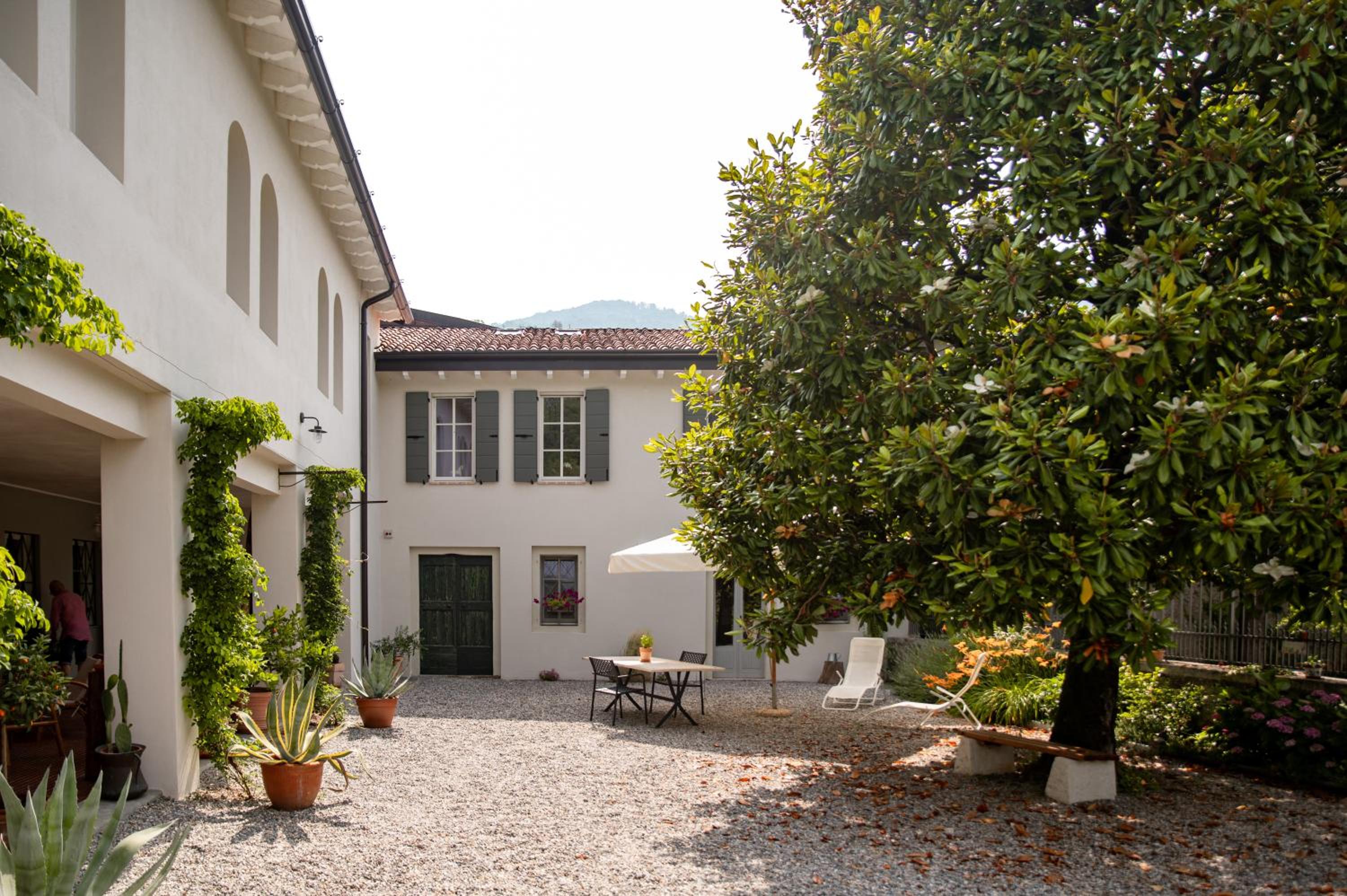 Corte Martinola bed&breakfast in Franciacorta view 2