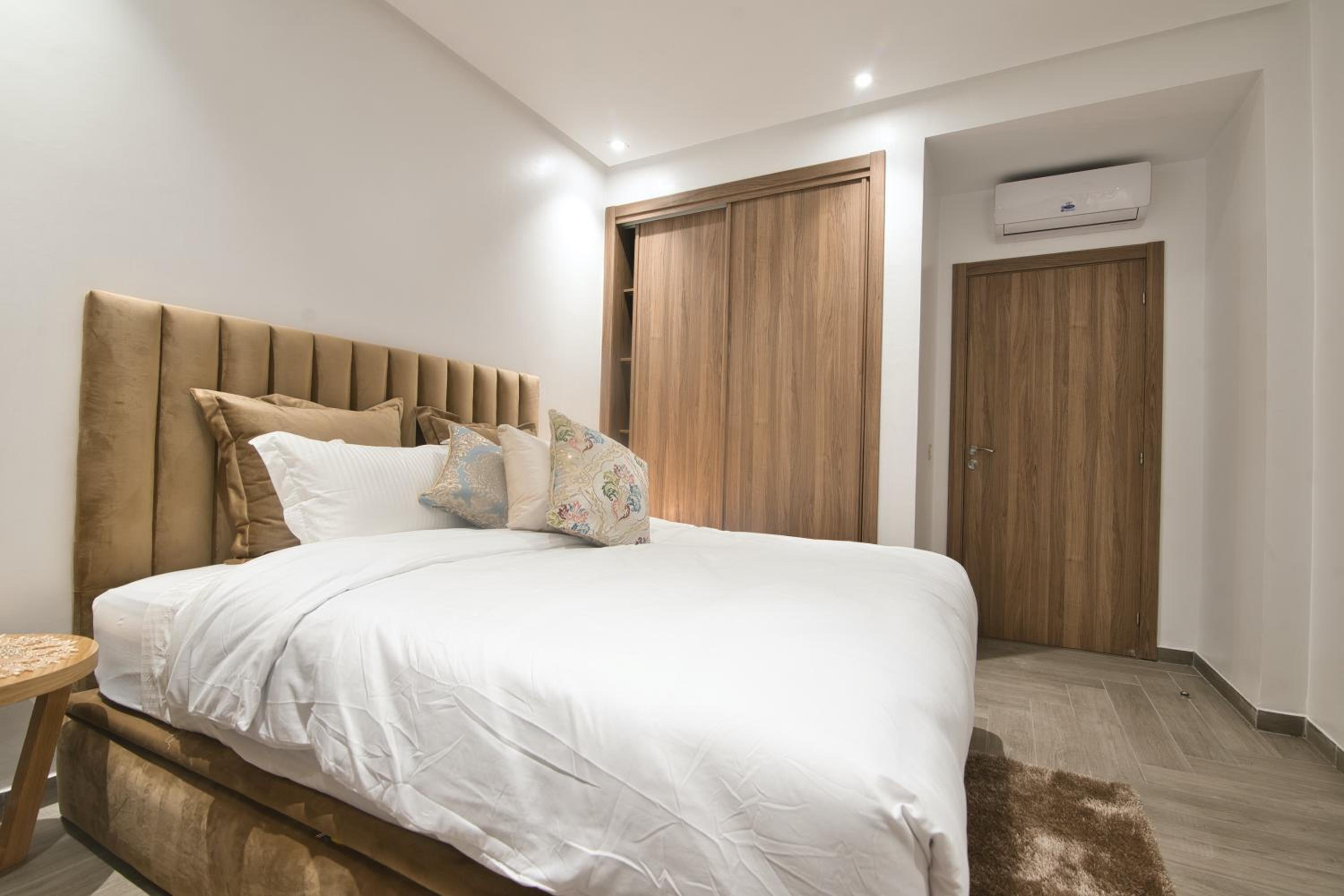 New Luxury Apartment 135sqm with Seaview Unlimited WiFi and Optical Fiber view 3