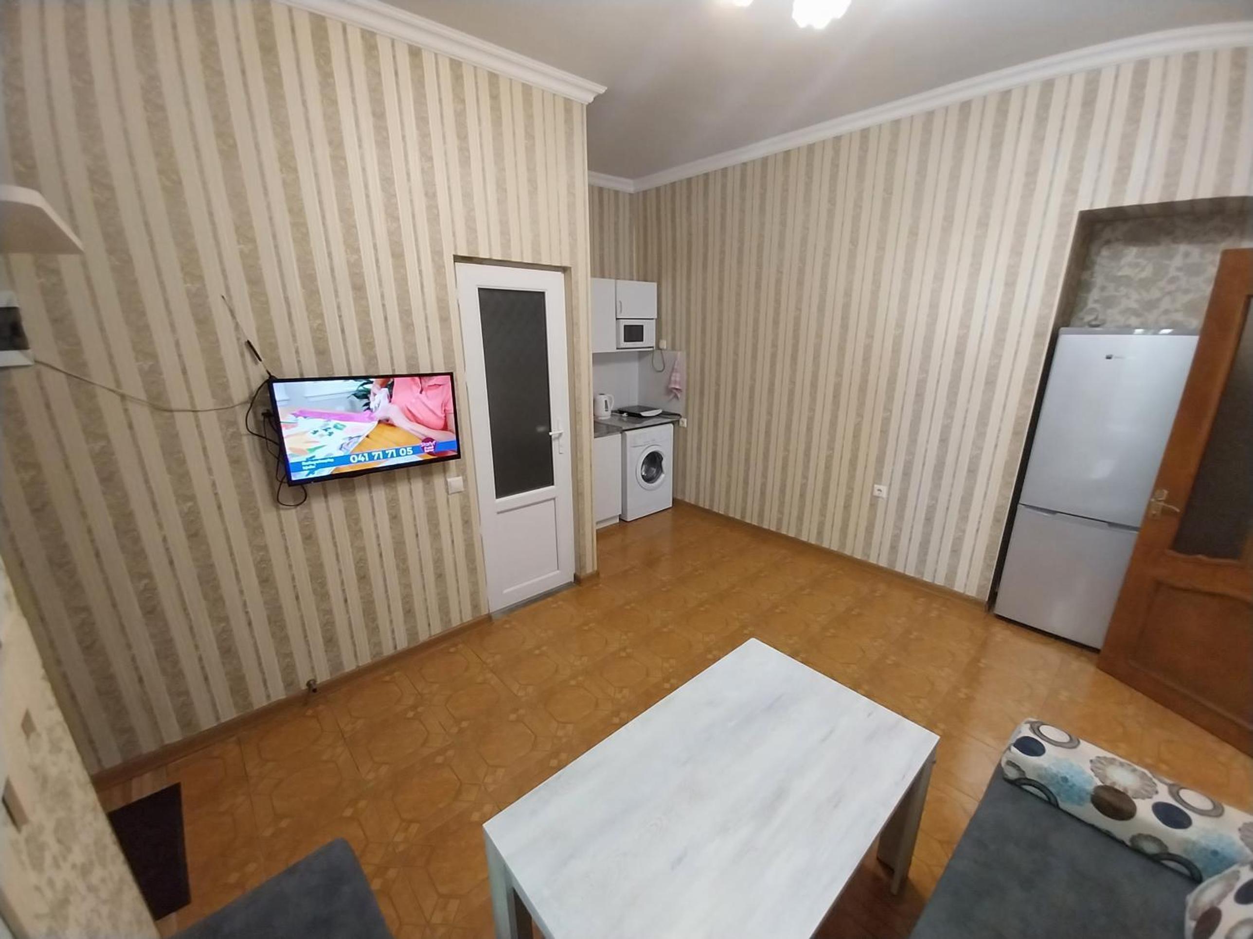 Like Home Guesthouse & Tours