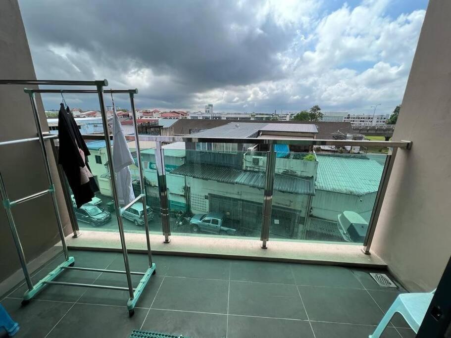 Kuching Apartment @Roxy Apartment 3rd mile photo 3