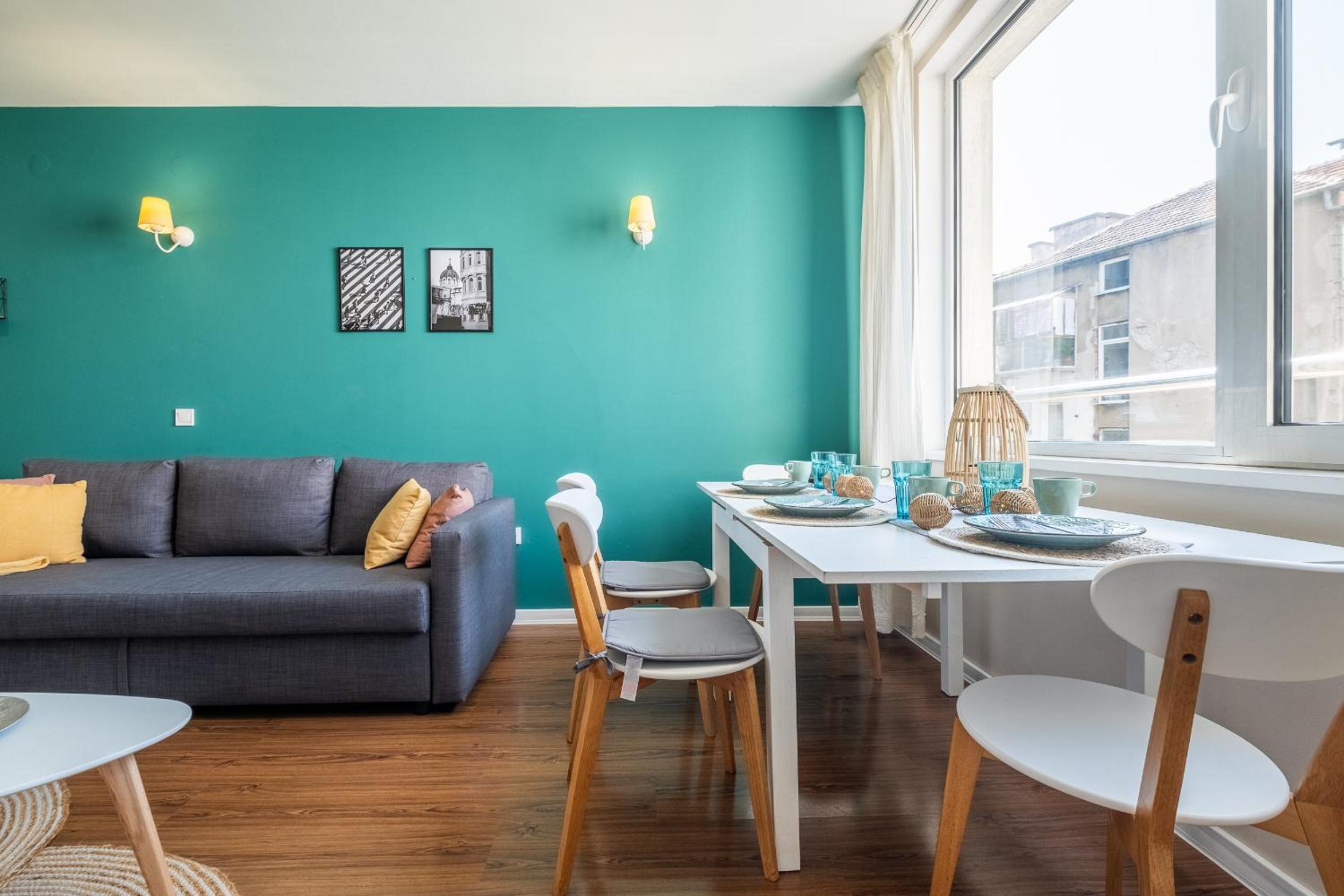 City Oasis: Stylish Retreat in the Heart of Sofia