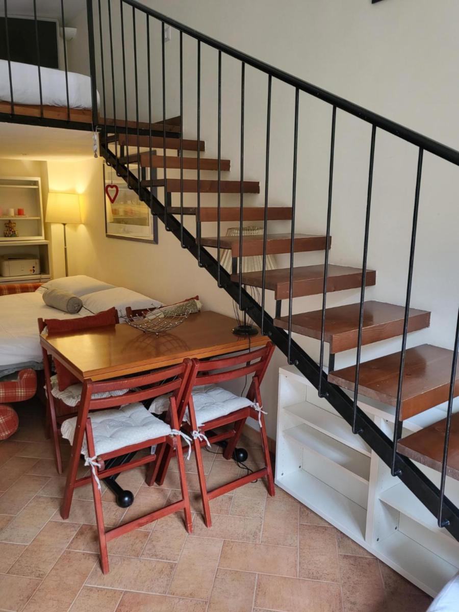 Borgo Pio Vatican Apartment