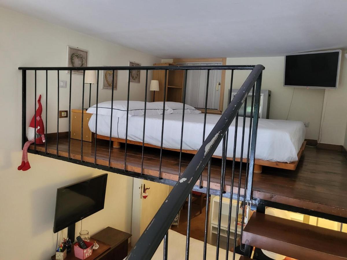 Borgo Pio Vatican Apartment