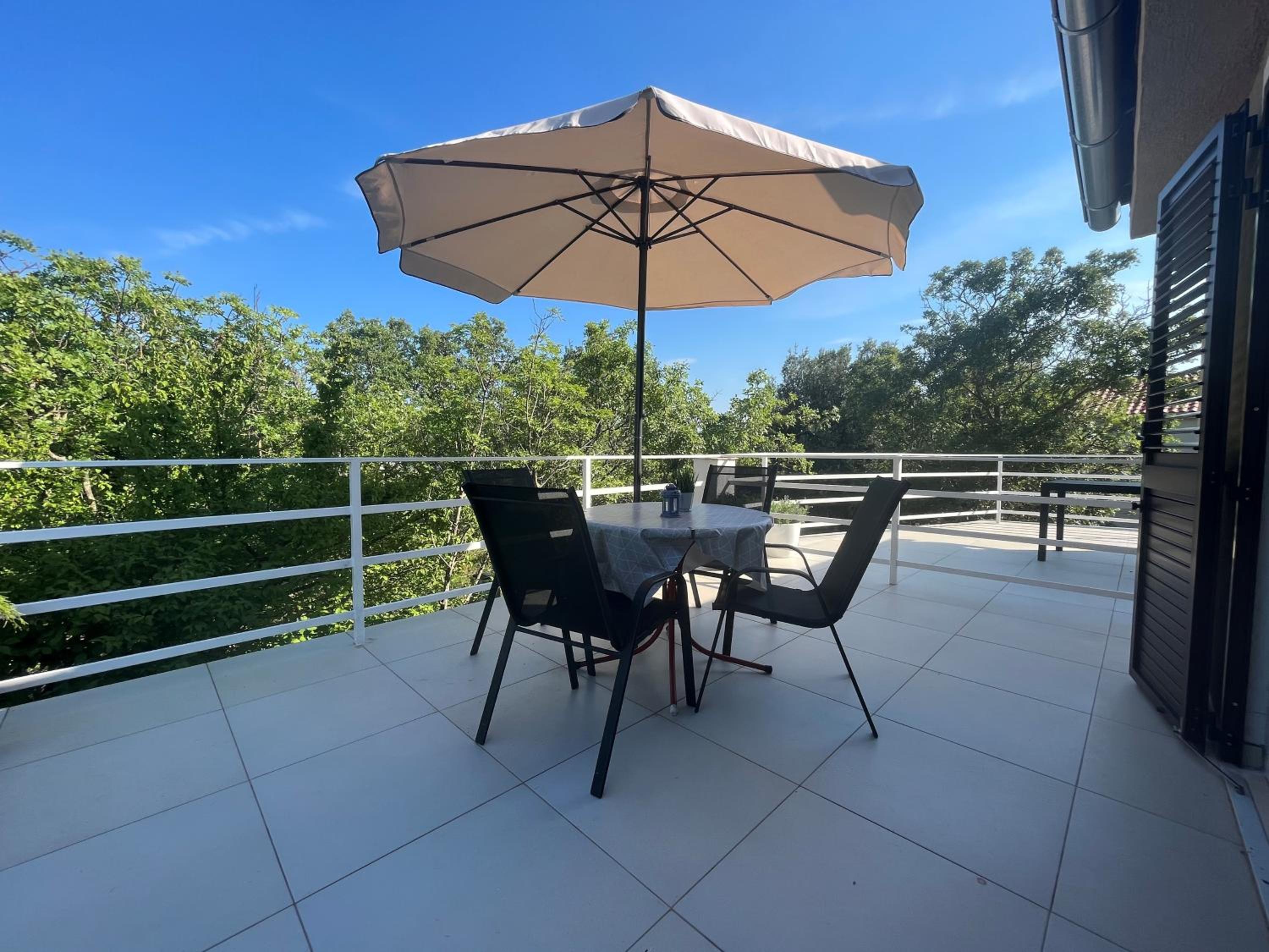 Pinezići apartman Niccole view 4