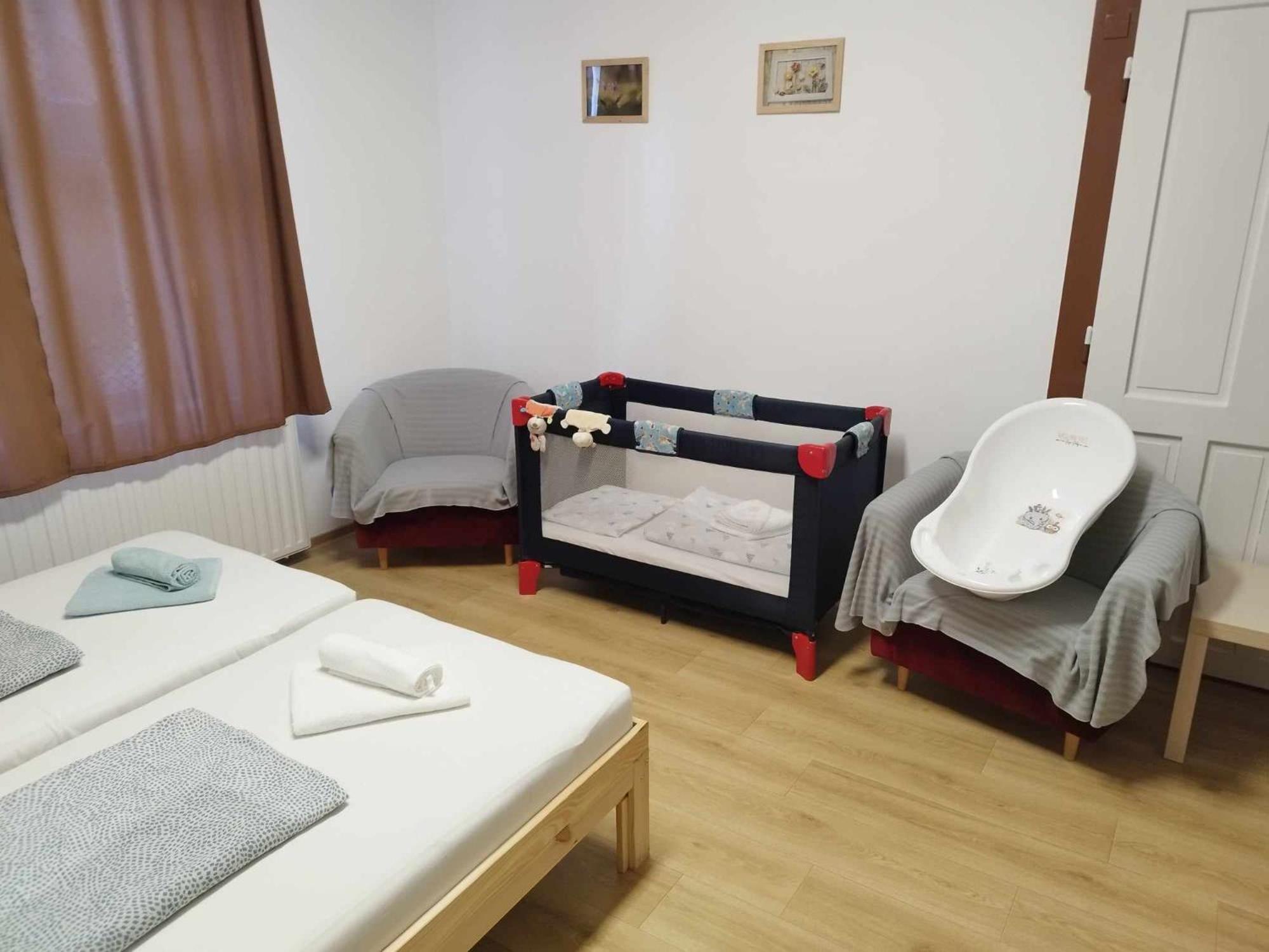 Tartós Szegfű Vendégház, Magánszállás