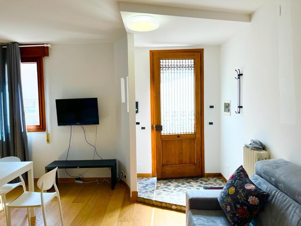 CENTRAL HOUSE view 5