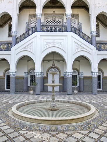 suite in a XVIIIe palace