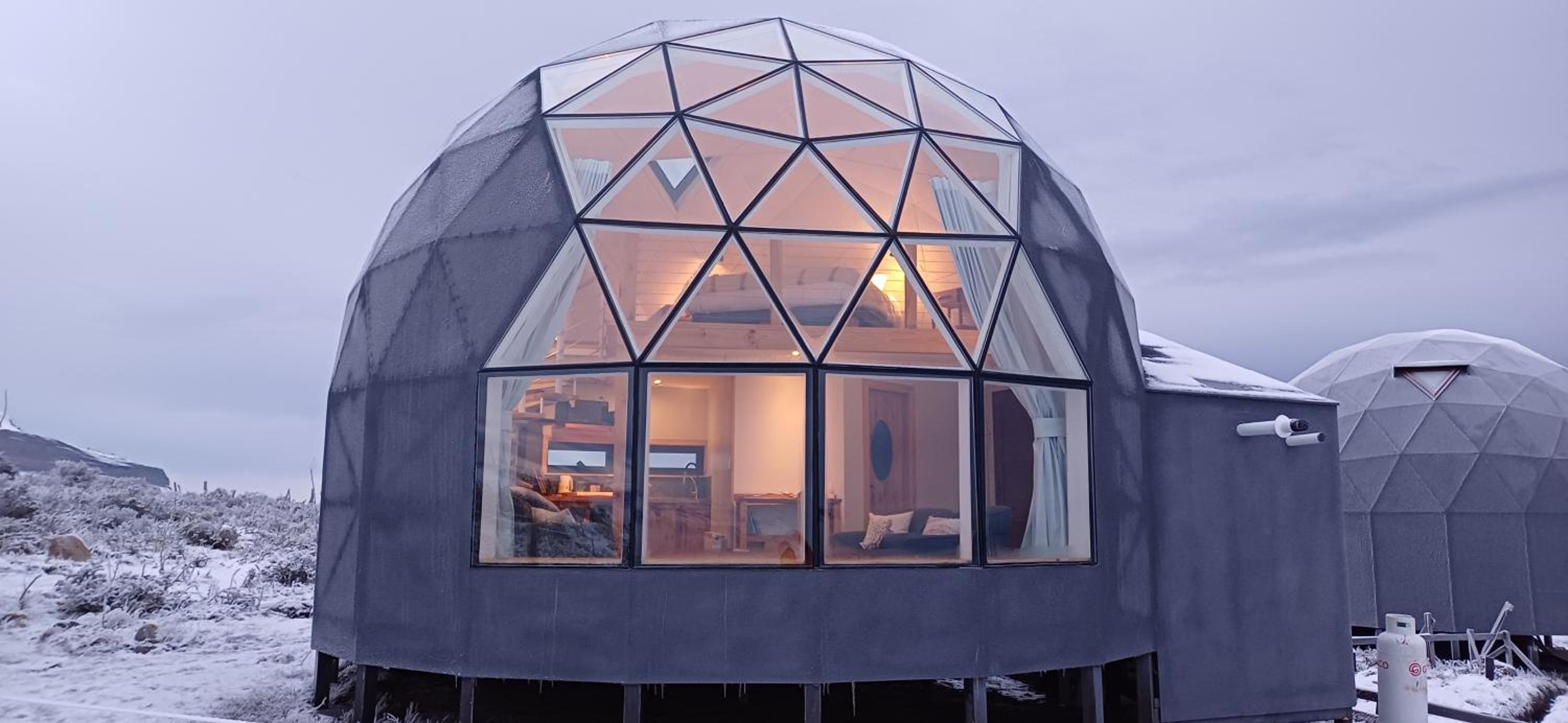 Dome with Stunning Glacier & Mountain Views