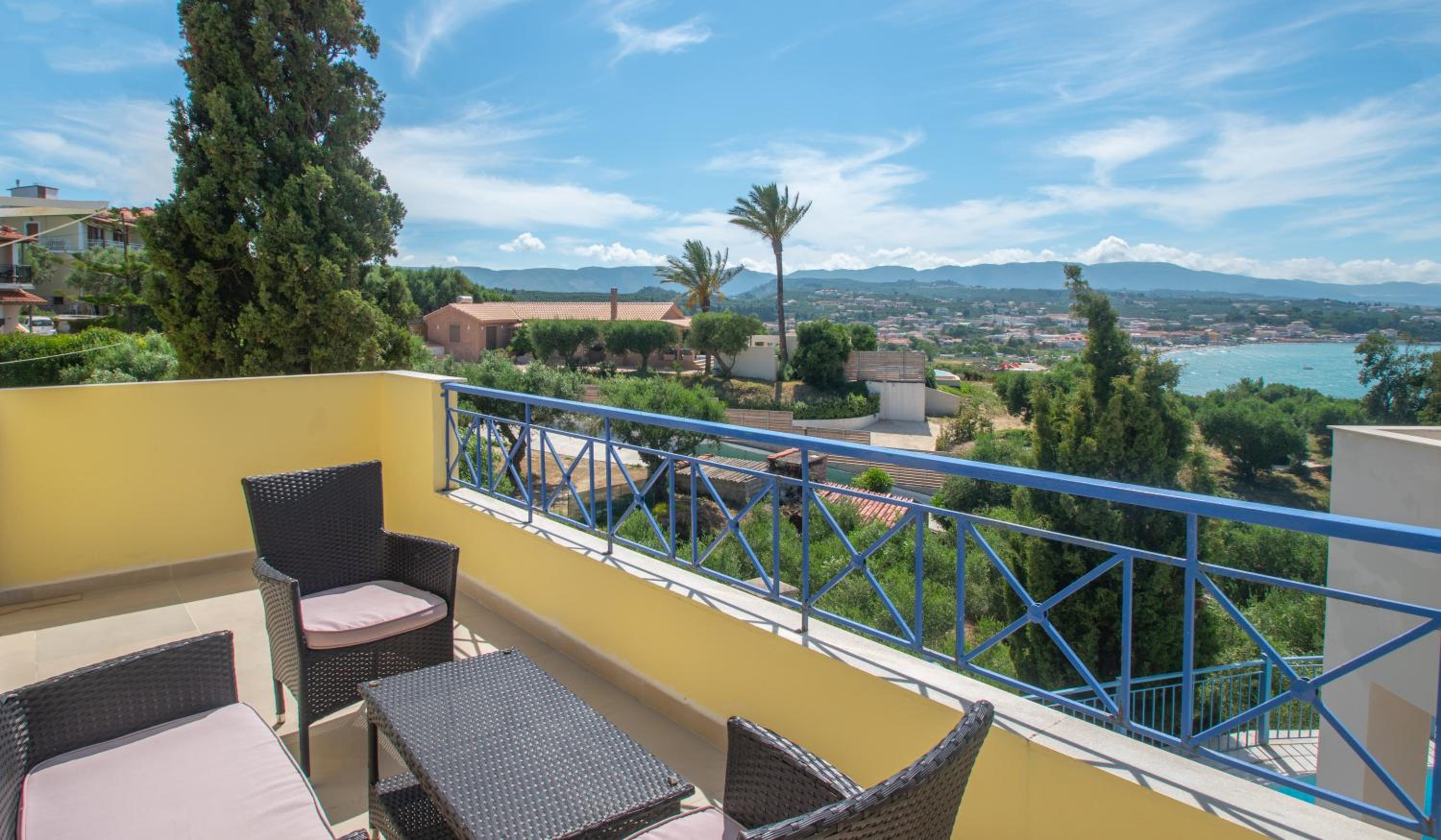 Villa Olive by Seaside view 2