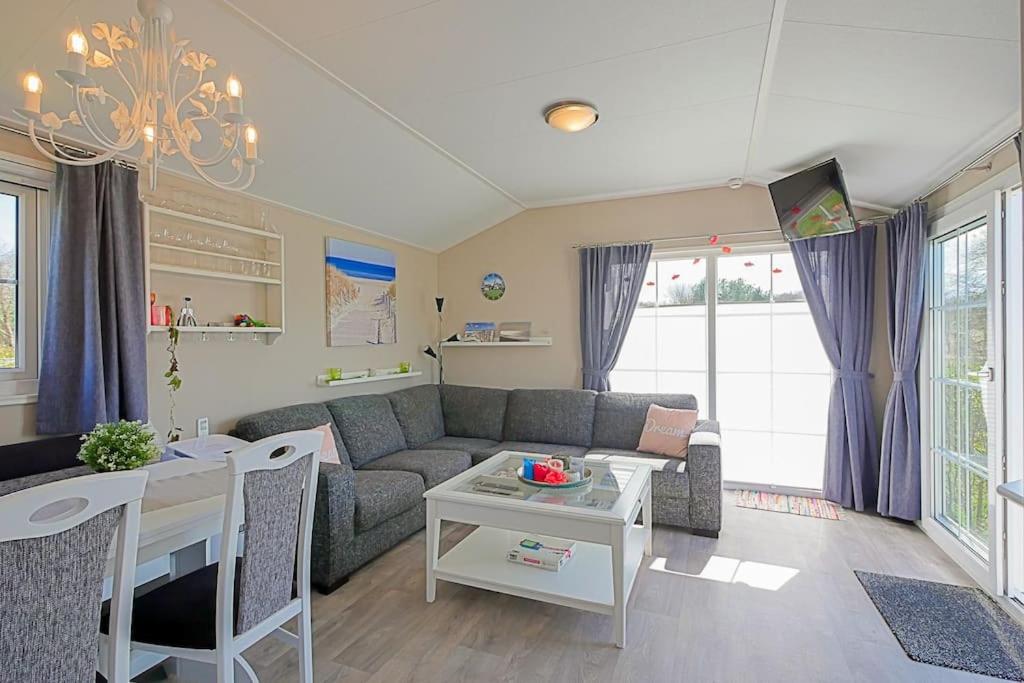 Chalet Neeltje - Chaletpark Luttikduin Callantsoog aan Zee