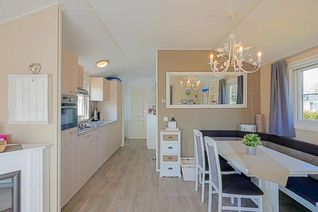Chalet Neeltje - Chaletpark Luttikduin Callantsoog aan Zee