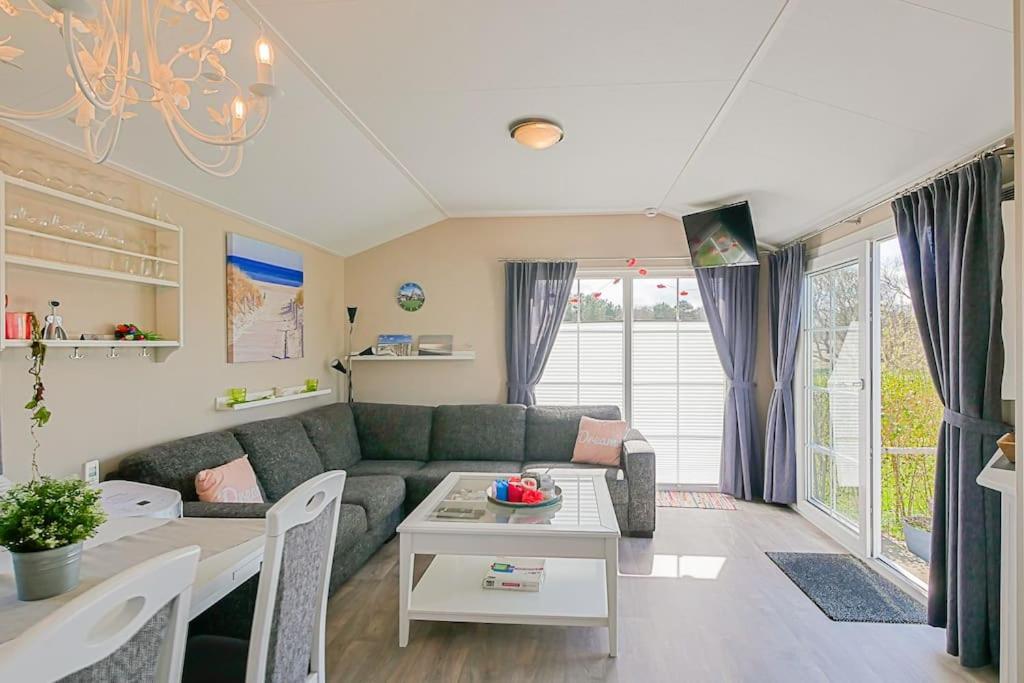 Chalet Neeltje - Chaletpark Luttikduin Callantsoog aan Zee