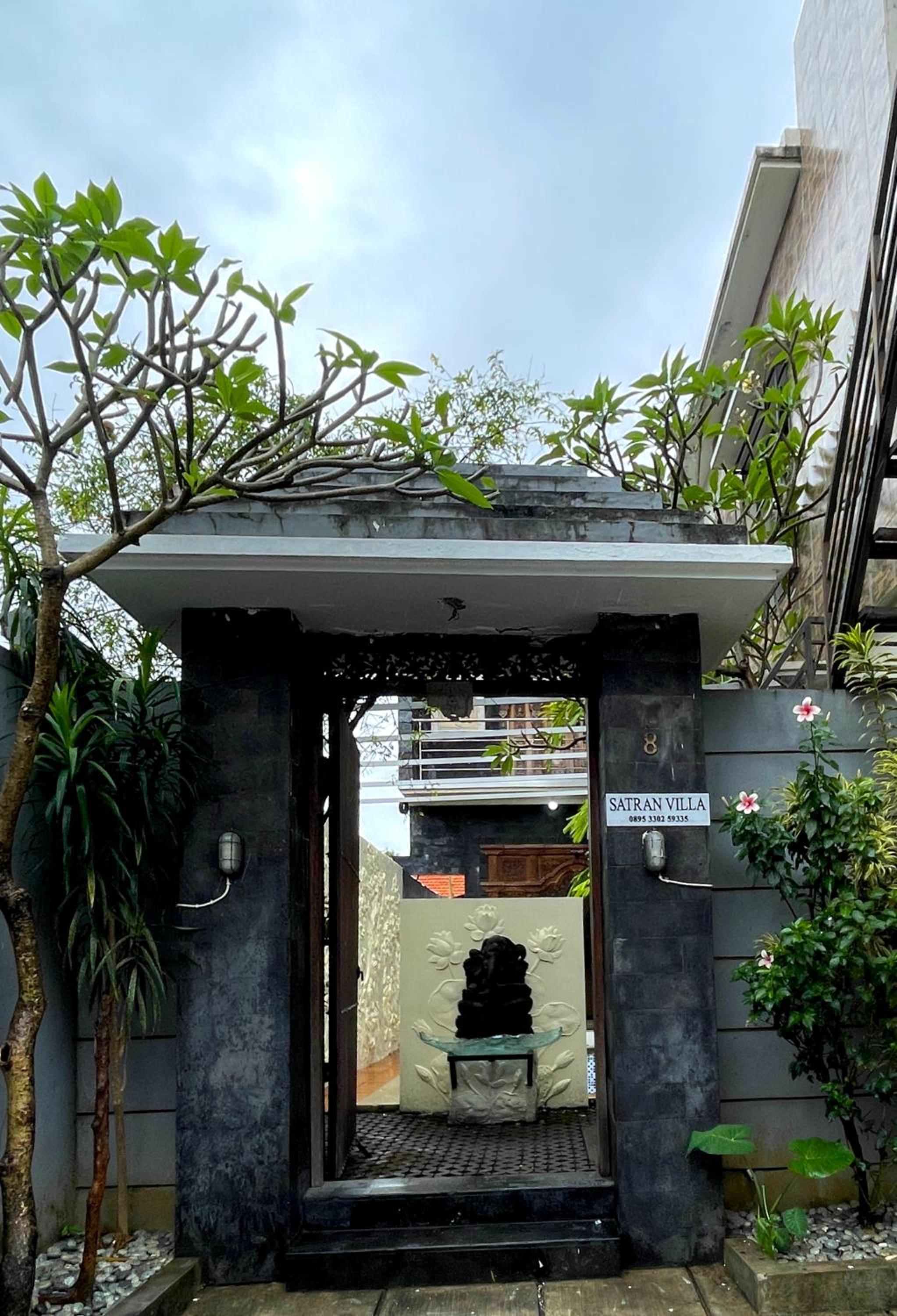 Satran Villa @ Kuta Bali view 2