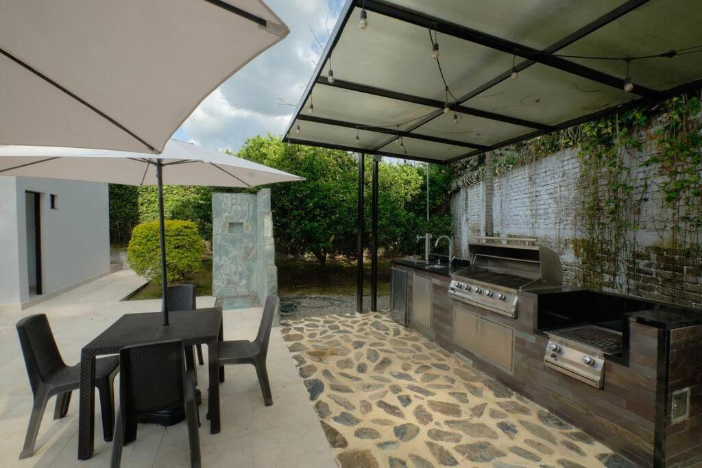 Chalet San German/en EL EDEN/villa de lujo con piscina
