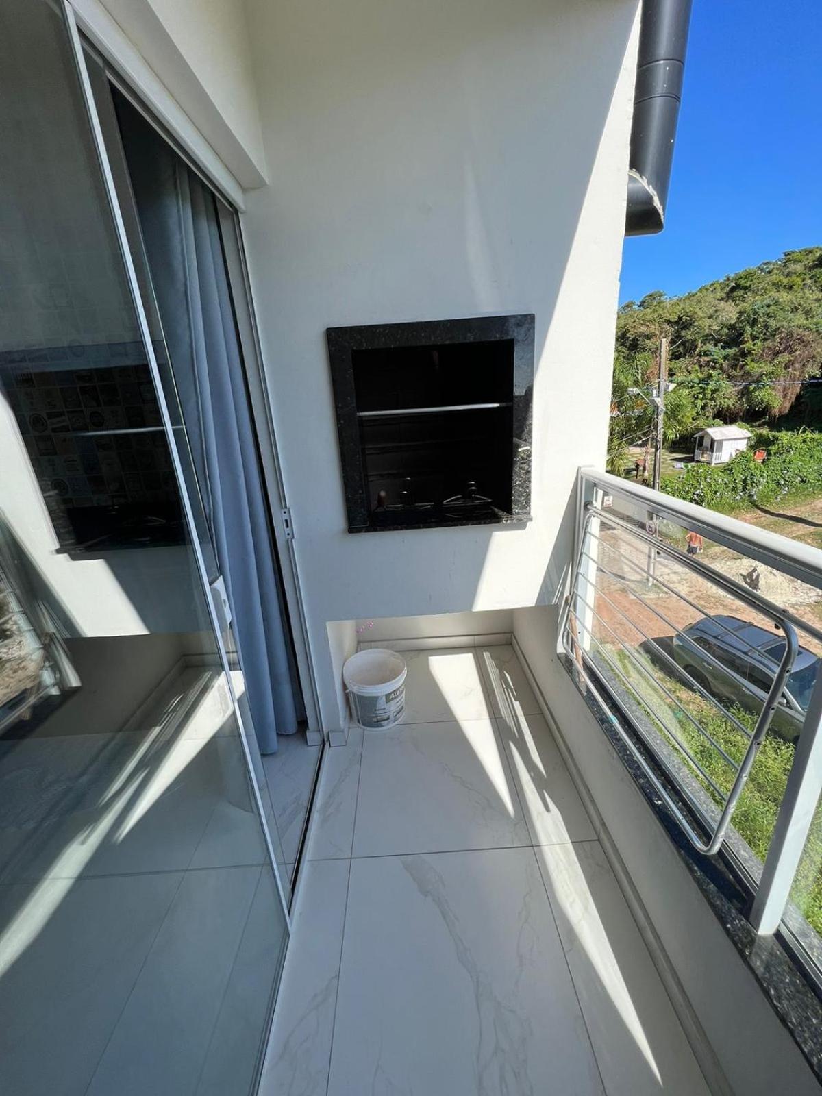 Seu refúgio paradisíaco a apenas 330 metros do mar TUB