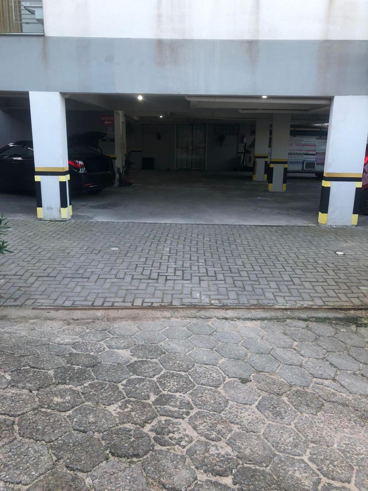 Seu refúgio paradisíaco a apenas 330 metros do mar TUB