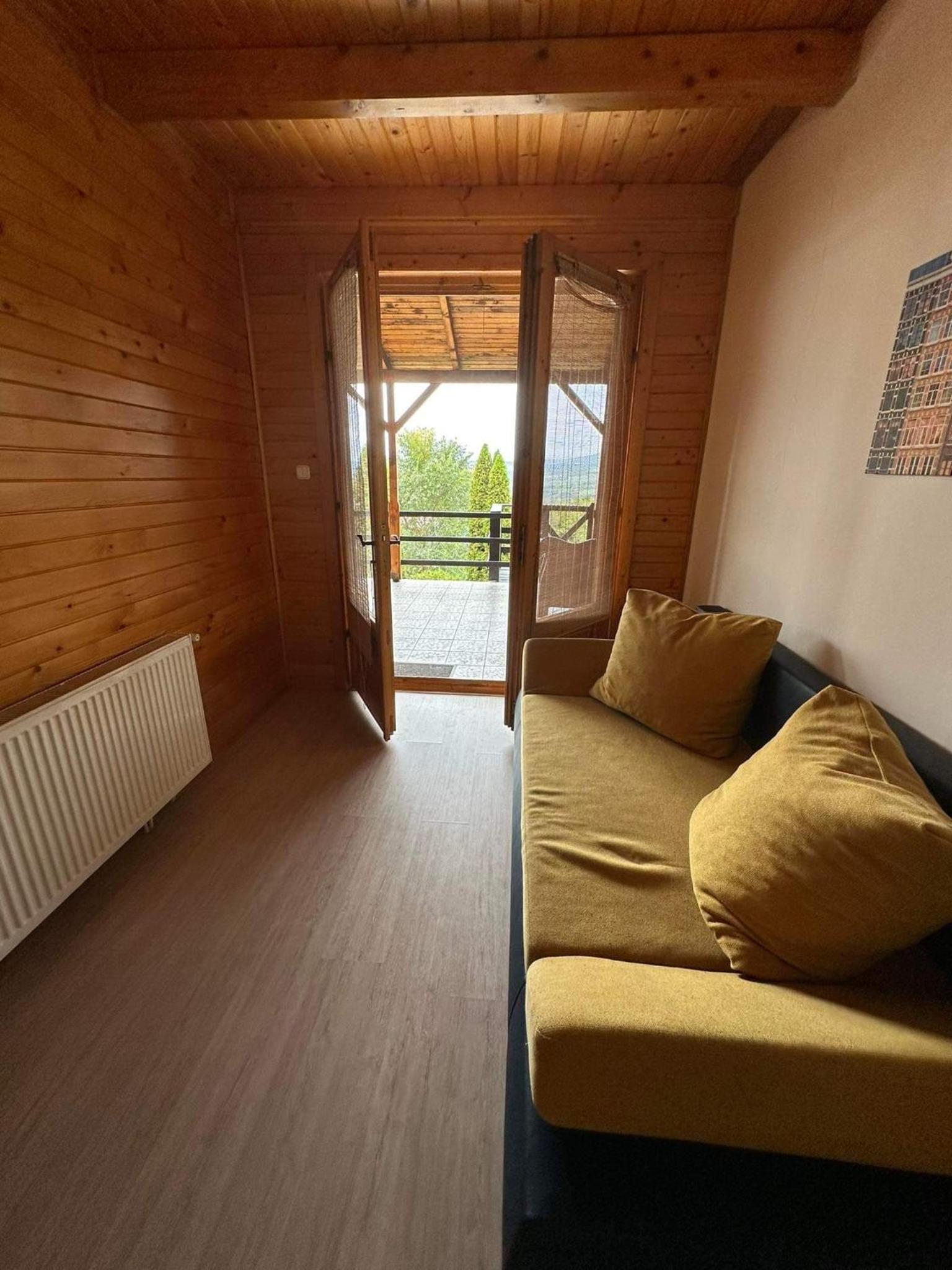 Virág Apartman