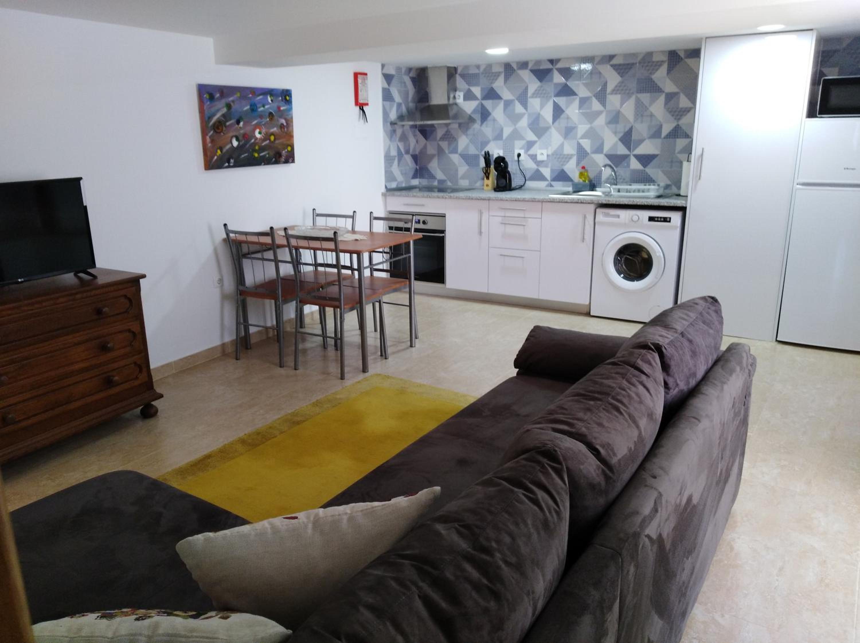 Elizabeth Apartment view 3