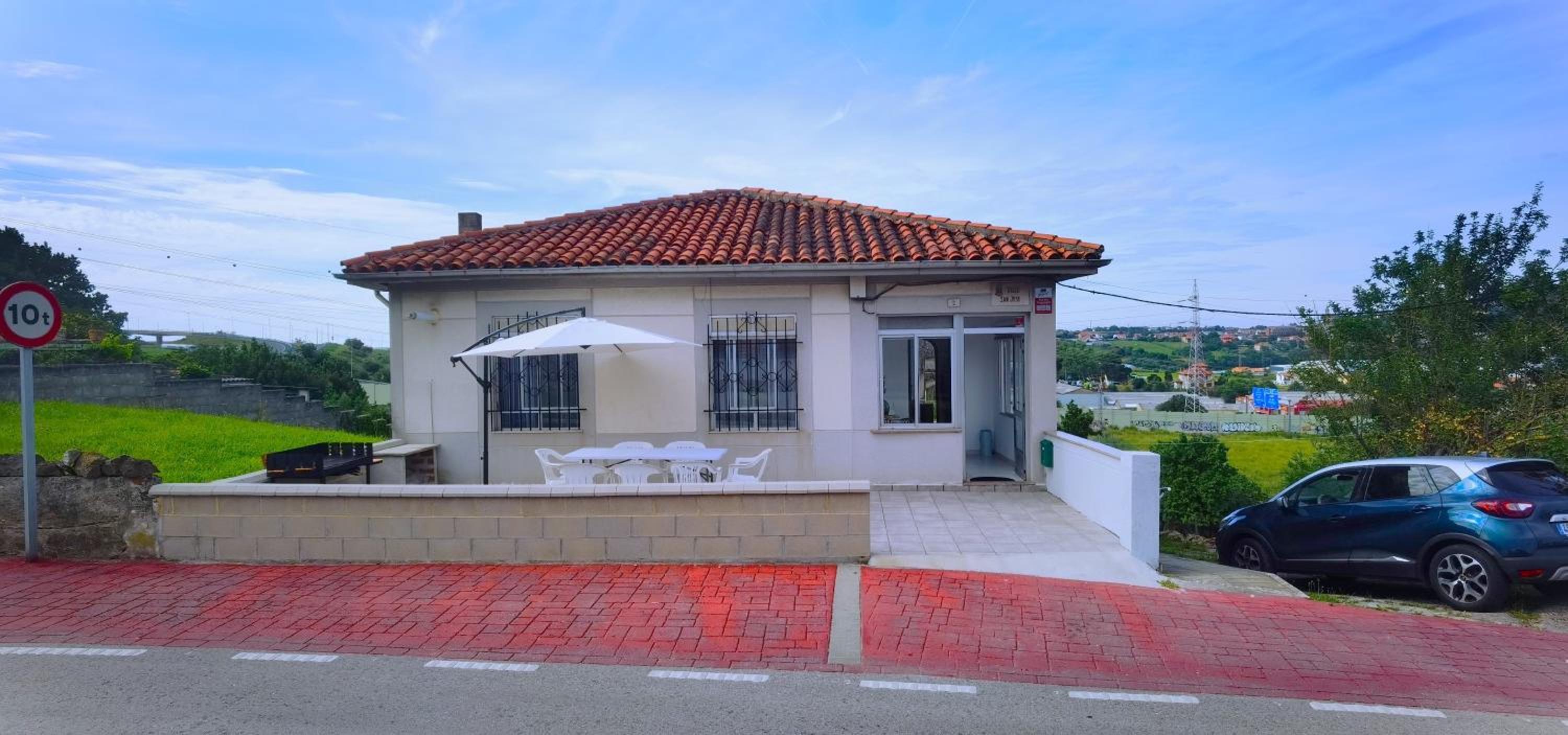 Villa Mayki