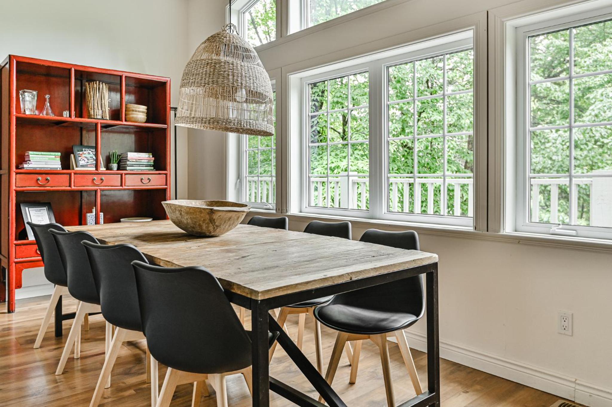 2669 Chemin du Village - Mountain Home w Hot Tub & Sauna next to Village