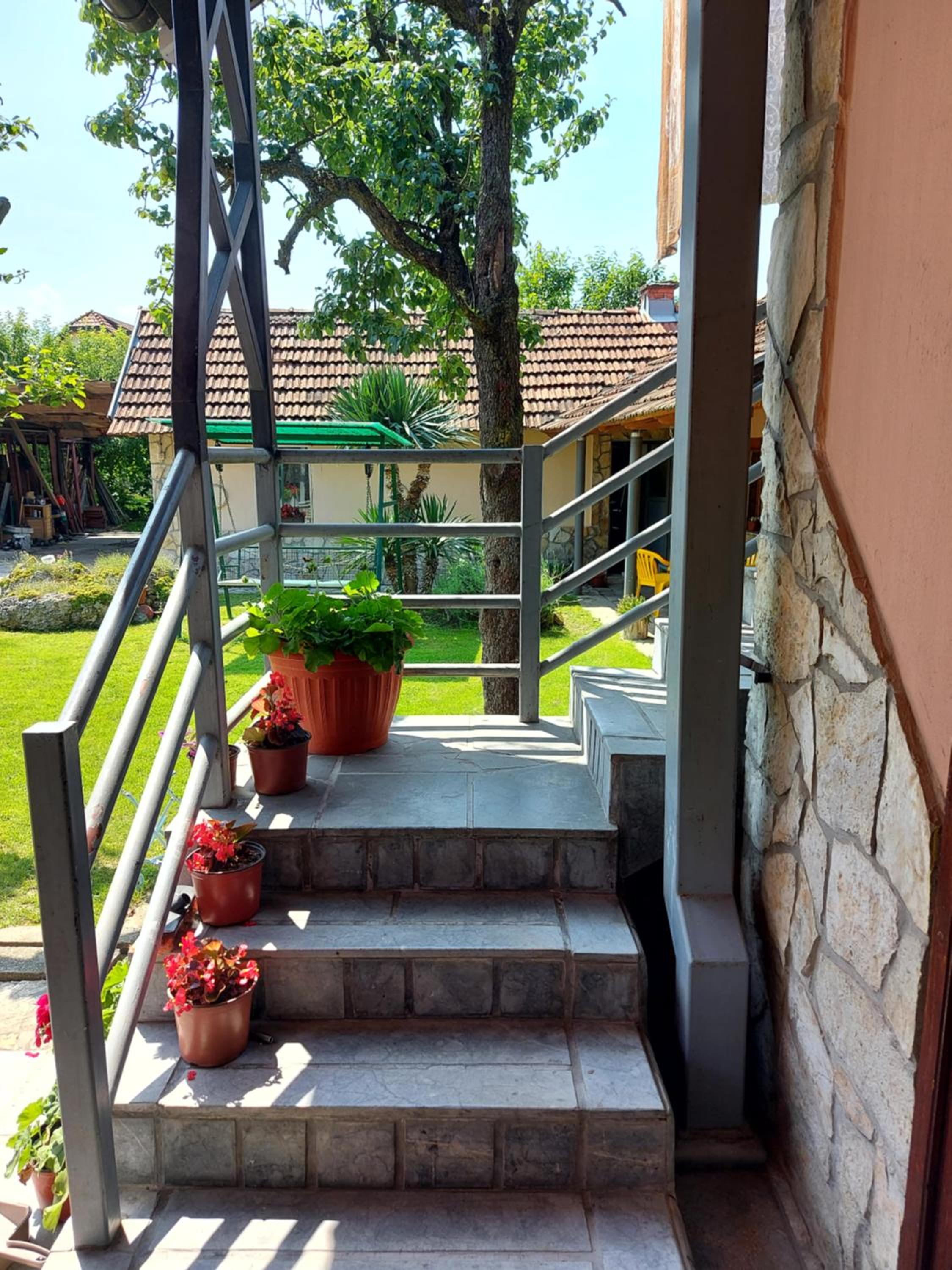 Vista Point Apartment