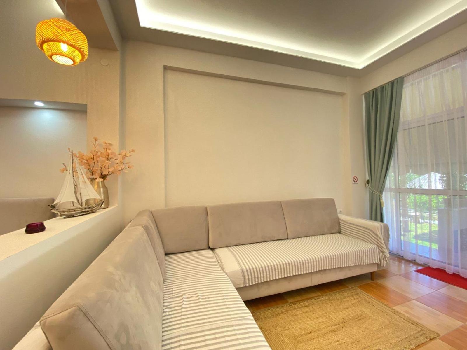 Areti Rooms Hotel