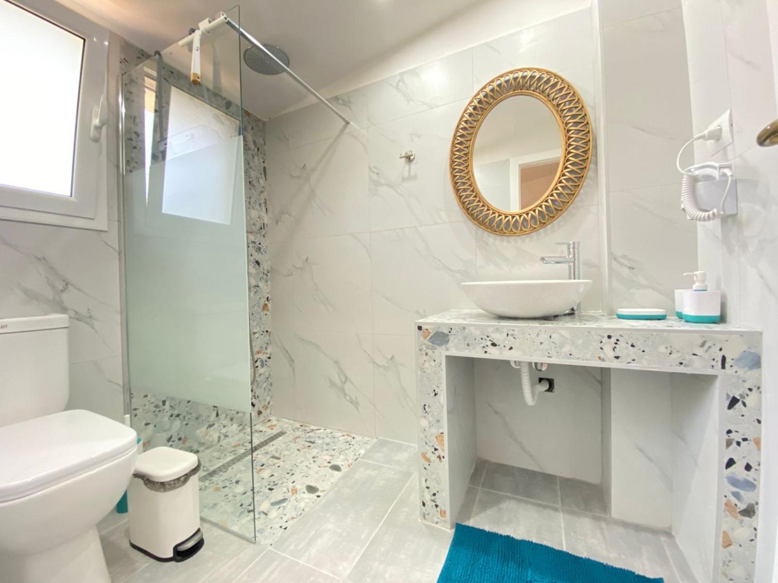 Areti Rooms Hotel