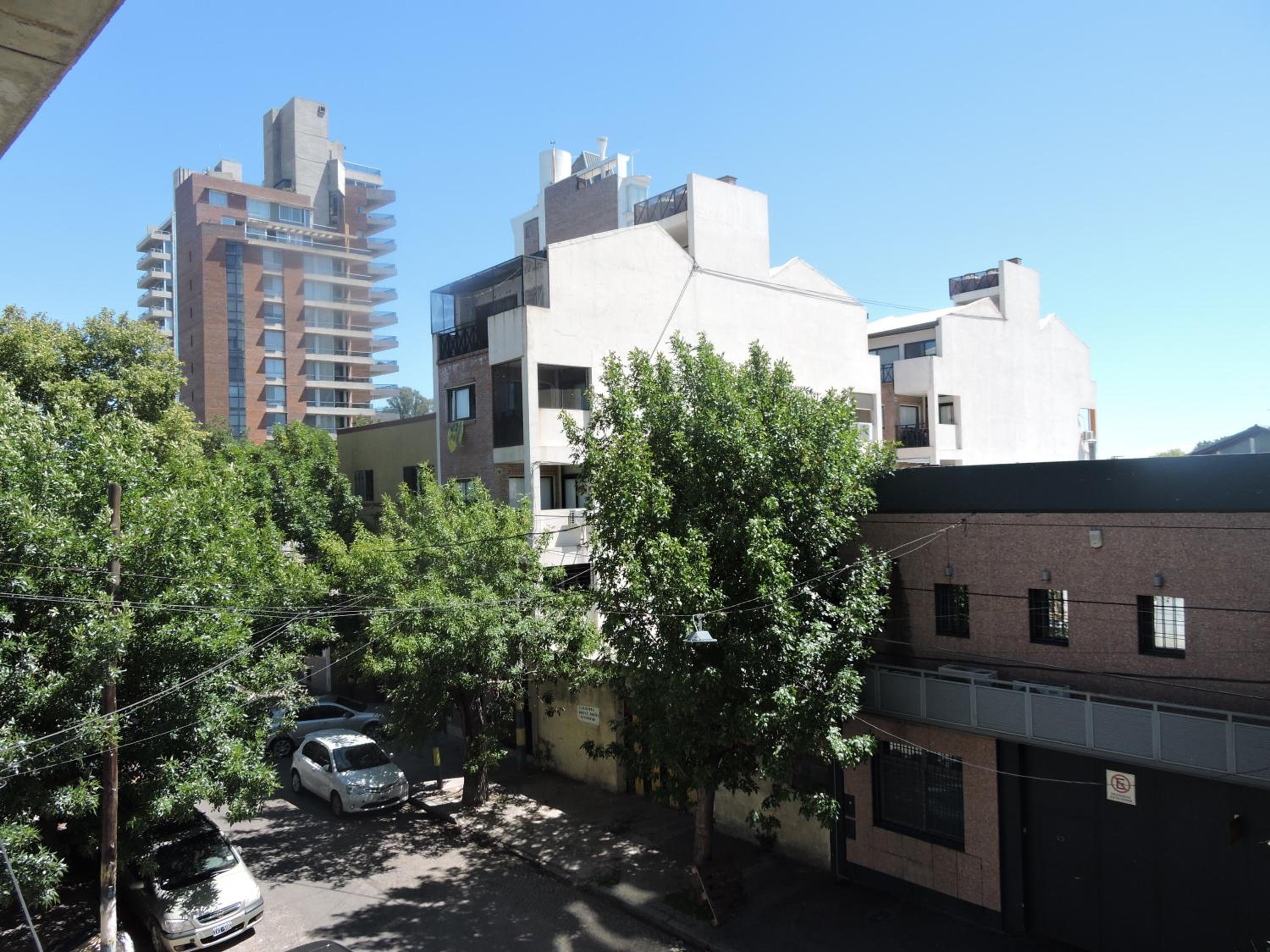 Ribera Parana Suit , a metros del Rio