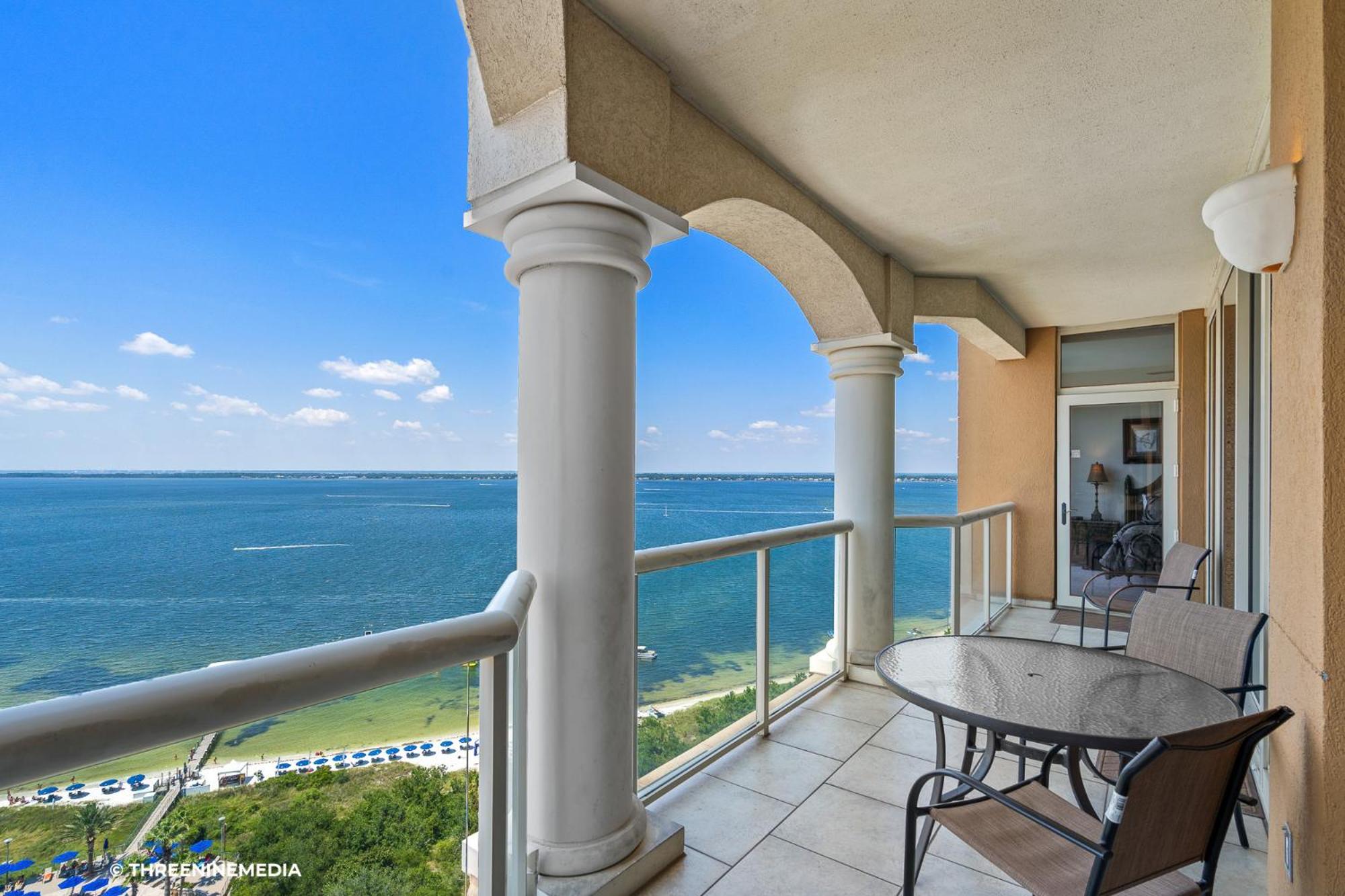 Amazing WATERVIEW in every room, PORTOFINO Island Resort condo