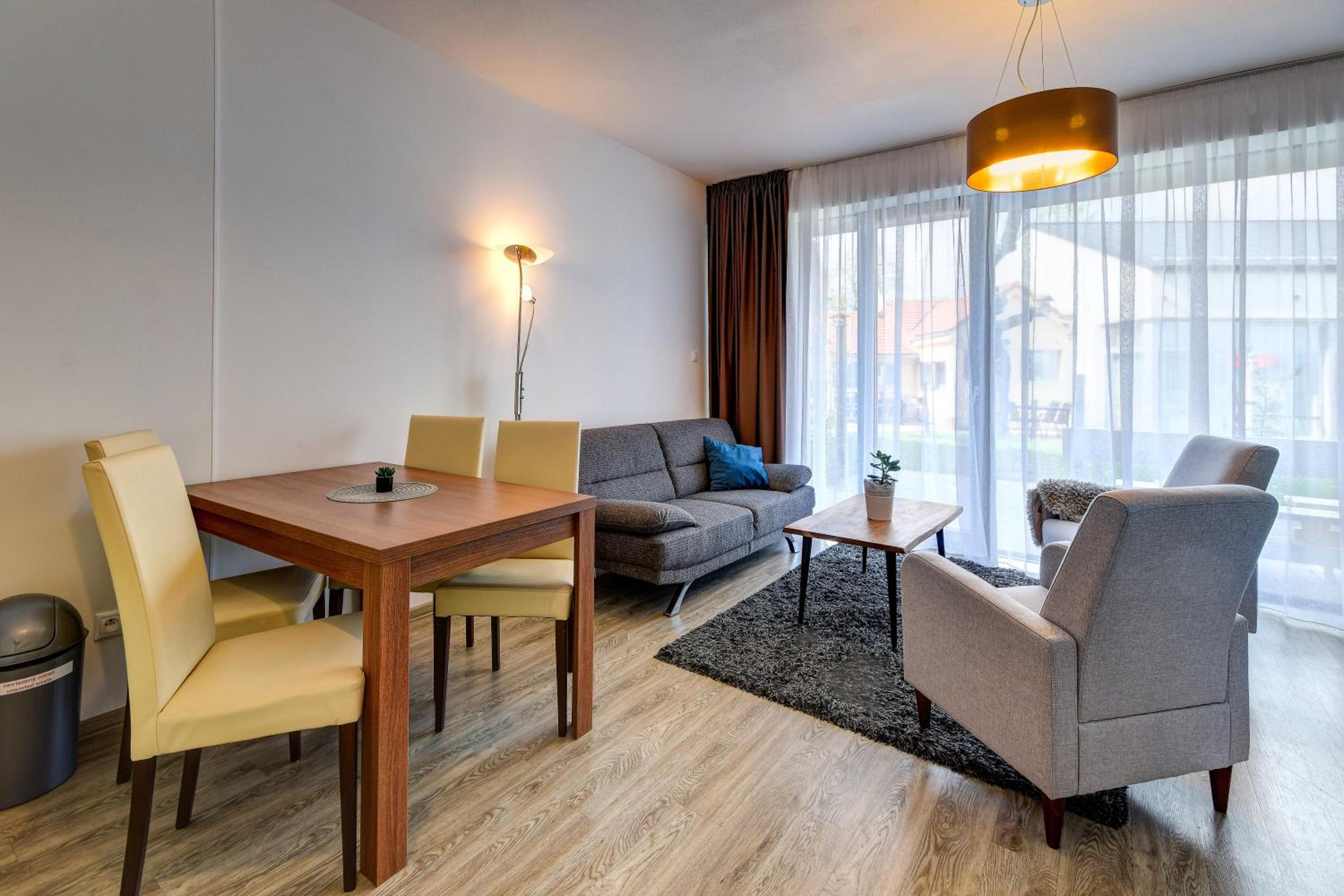 Čerešňový sad Rooms & Apartments & Wellness
