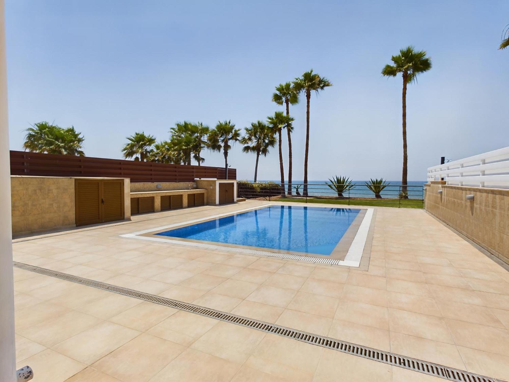 Amazing frontline beach villa