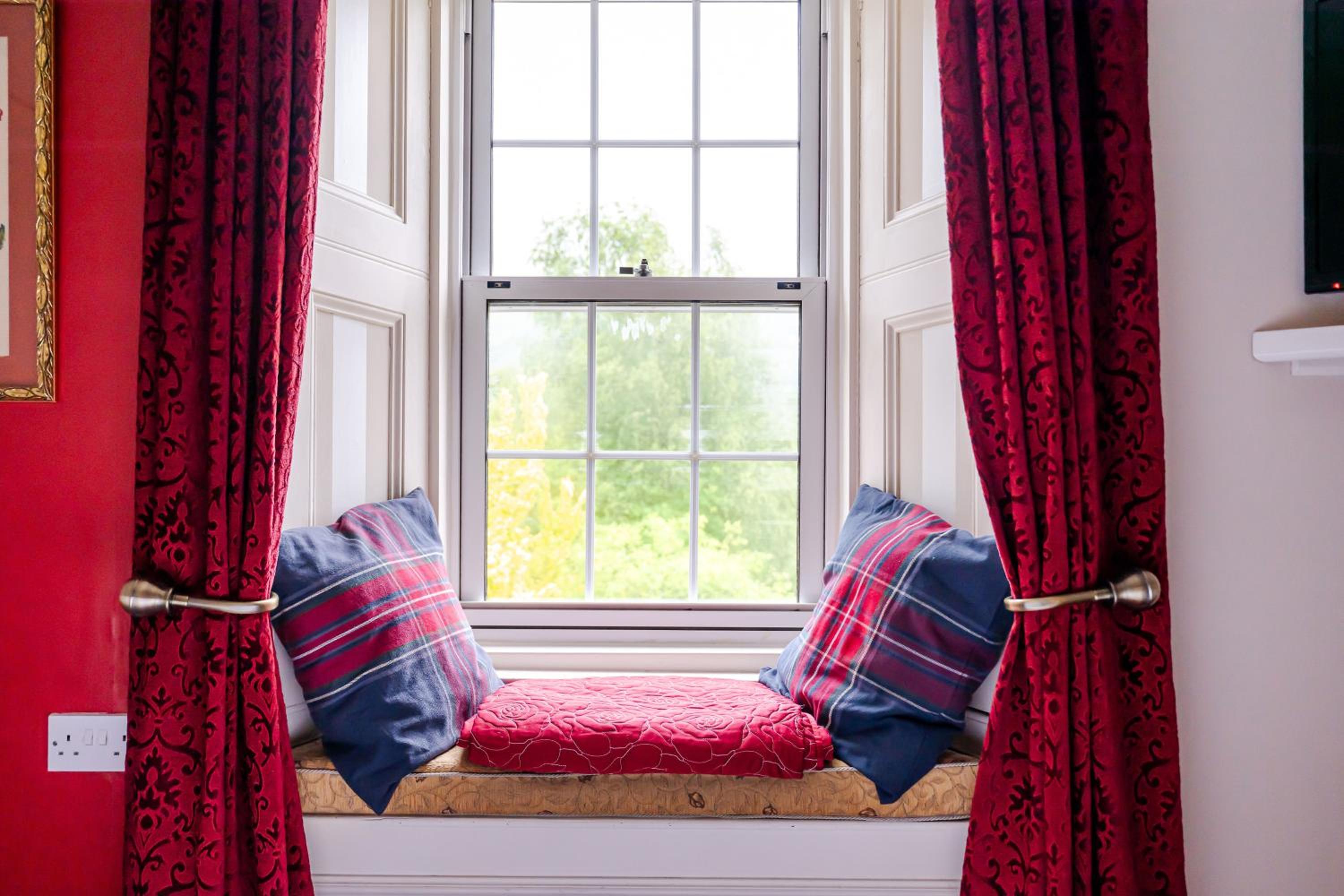 Mansewood Country House