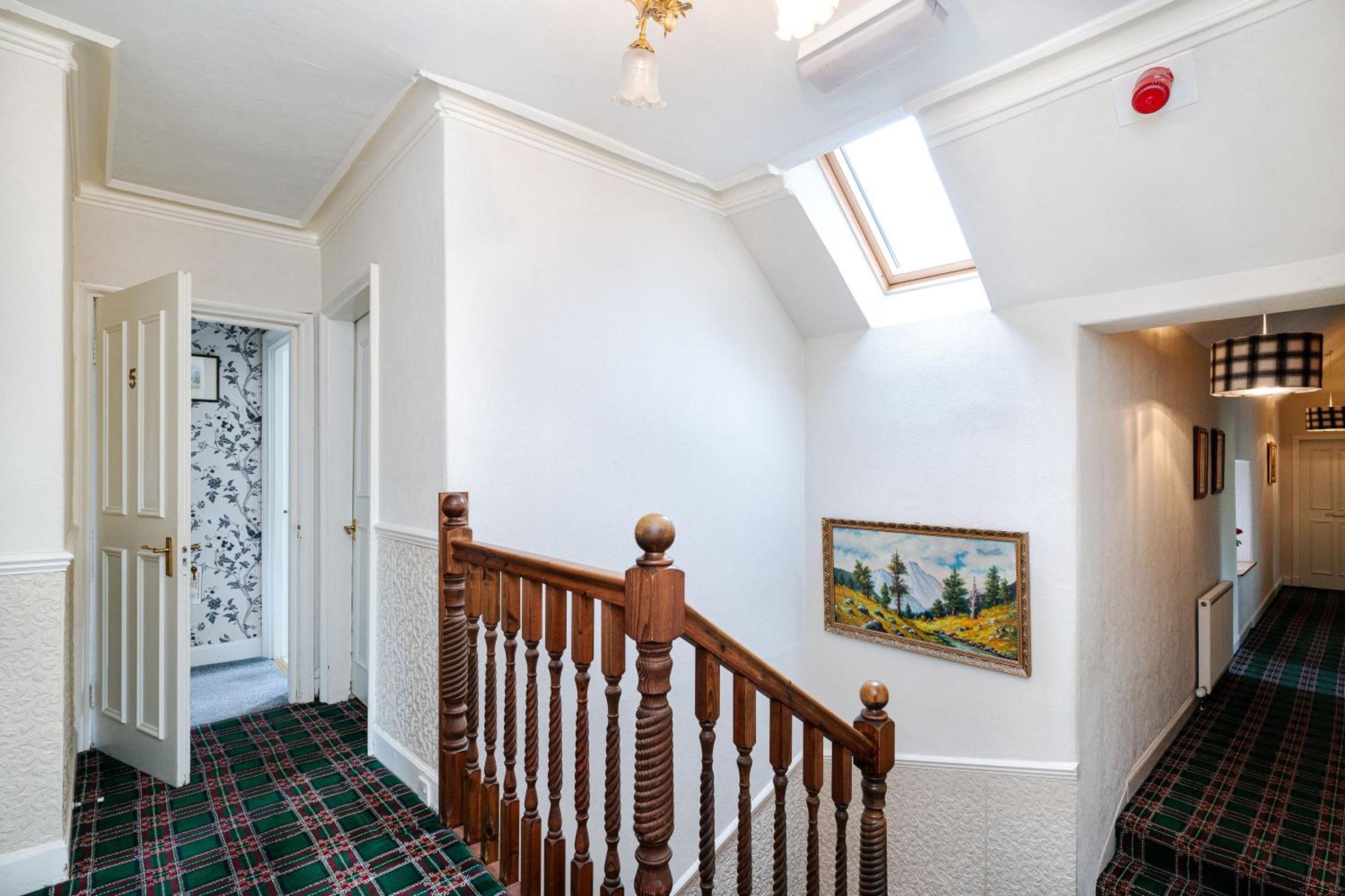 Mansewood Country House