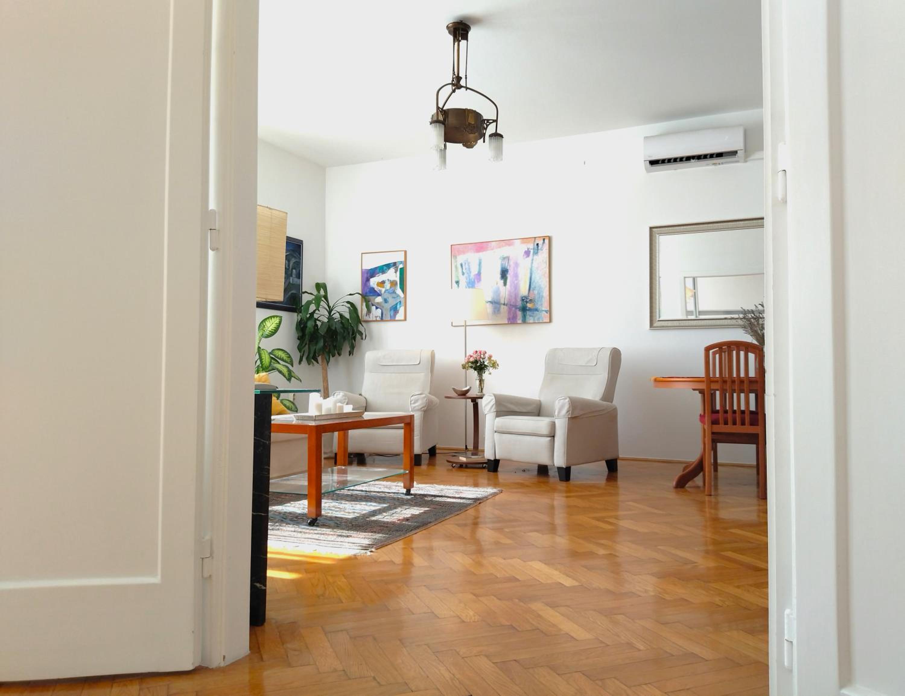 Tesa deLight Apartment Zagreb -top position-
