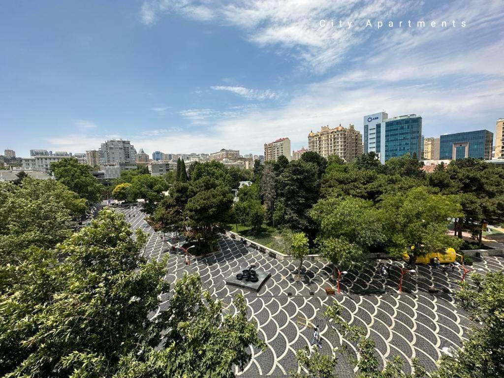 Fountain Square Baku