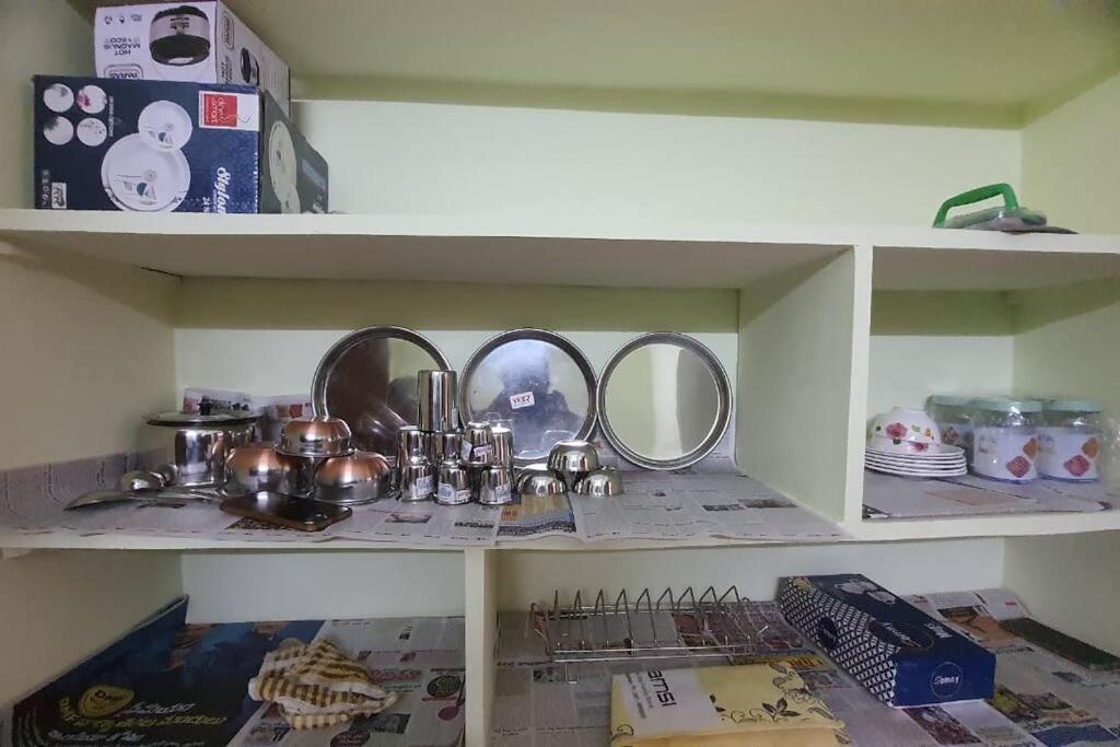 Newly renovated & furnished 2-Bedroom MVP colony view 2