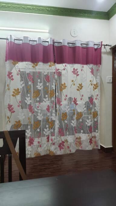 Newly renovated & furnished 2-Bedroom MVP colony view 3