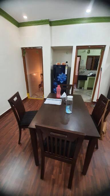 Newly renovated & furnished 2-Bedroom MVP colony view 5