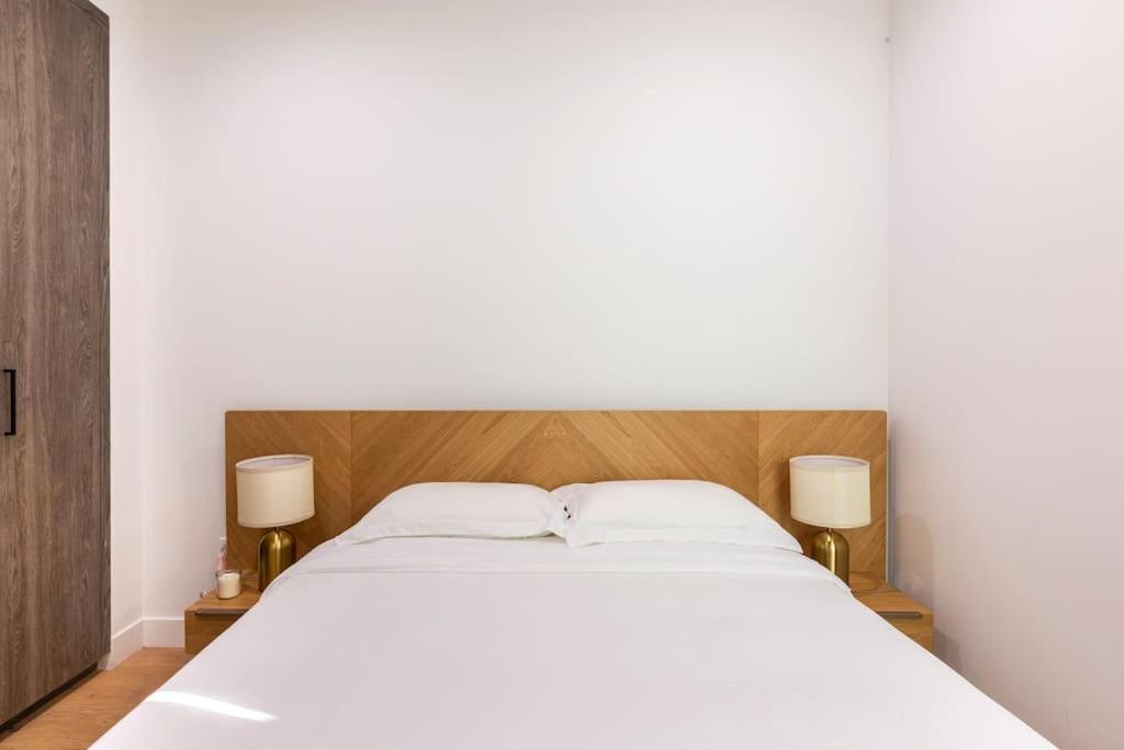 Brand NEW Luxury 2bd Townhouse Pet-Friendly FREE Parking