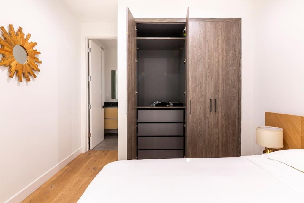 Brand NEW Luxury 2bd Townhouse Pet-Friendly FREE Parking