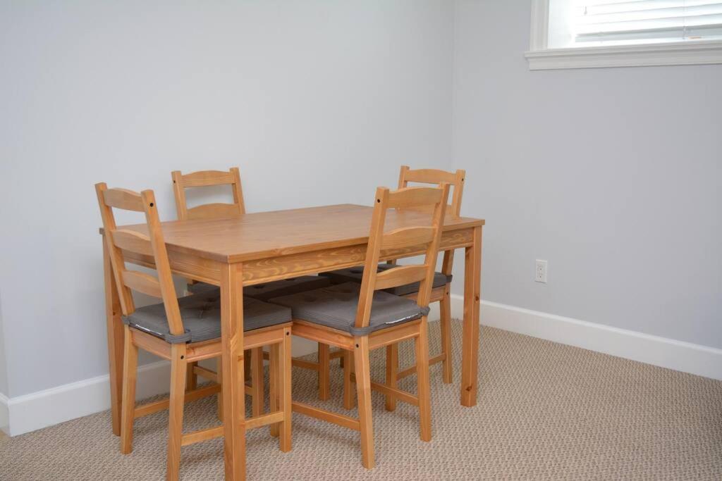 Beautiful 2 bedroom place in Surrey/Langley