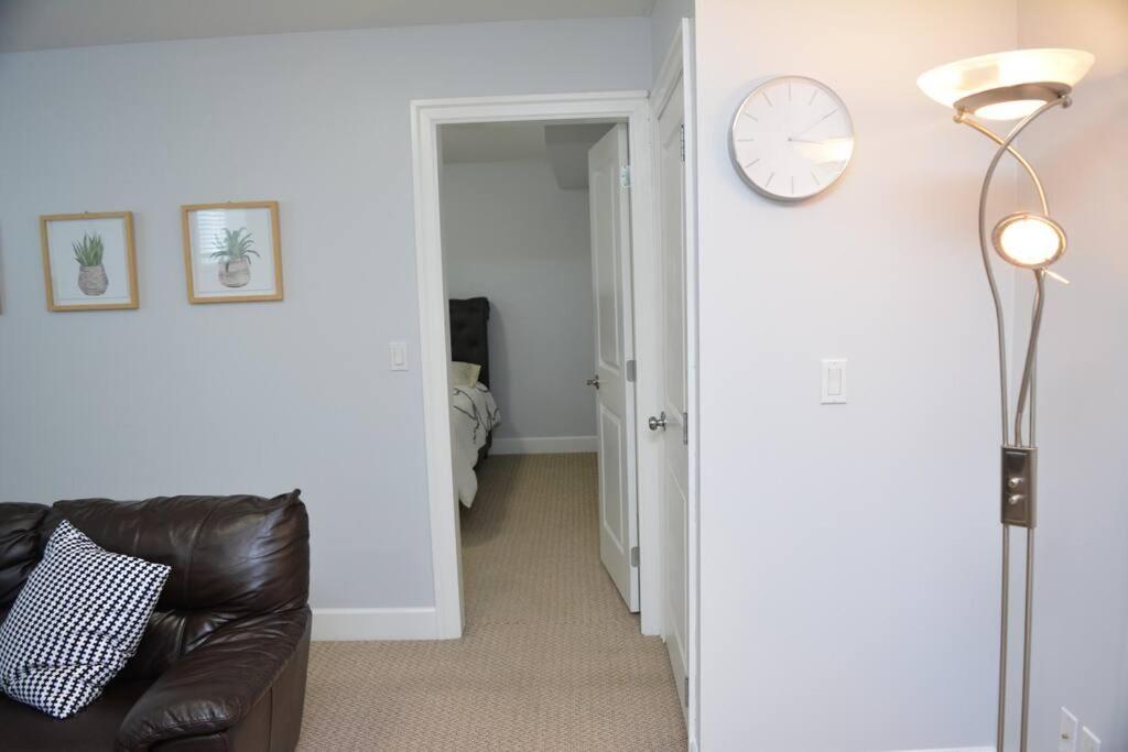 Beautiful 2 bedroom place in Surrey/Langley