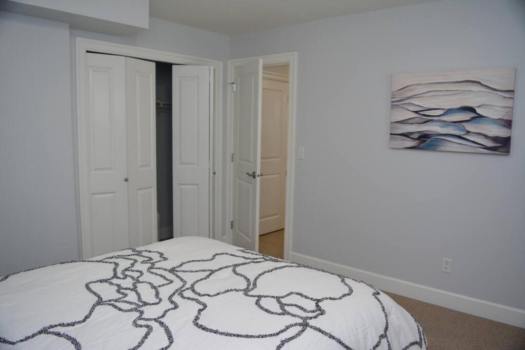 Beautiful 2 bedroom place in Surrey/Langley